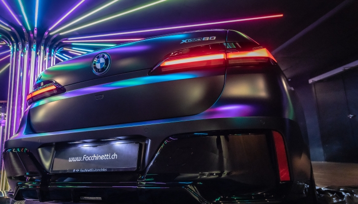 BMW i7